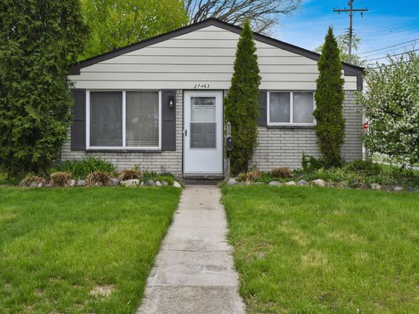 27463 Delton Street, Madison Heights, MI 48071