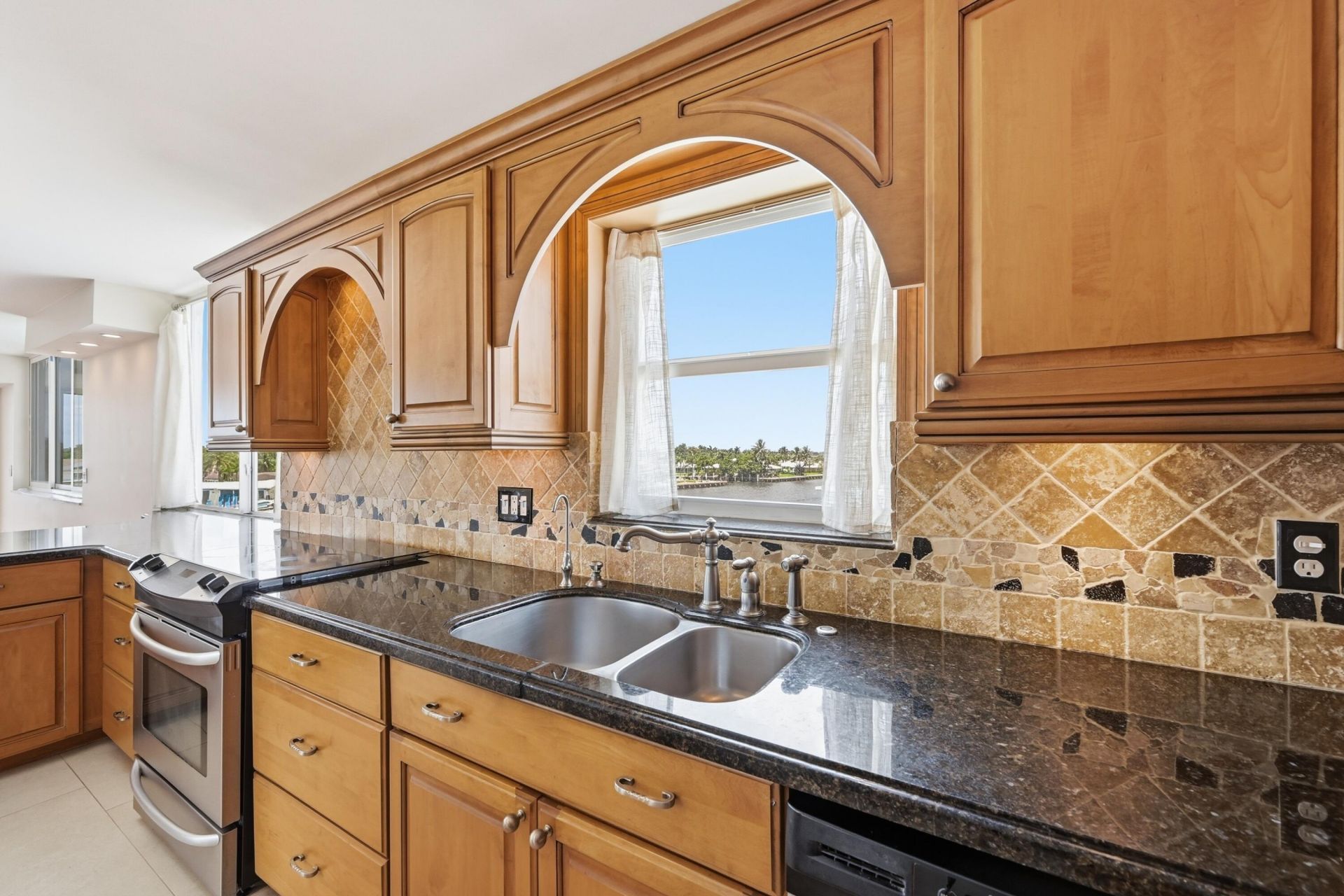 401 N Riverside Drive, Unit 408, Pompano Beach, FL 33062 Photo