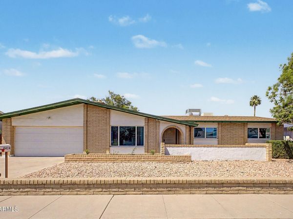 4414 W VOGEL Avenue, Glendale, AZ 85302