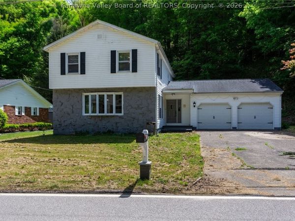 726 Lower Donally Road, Charleston, WV 25304