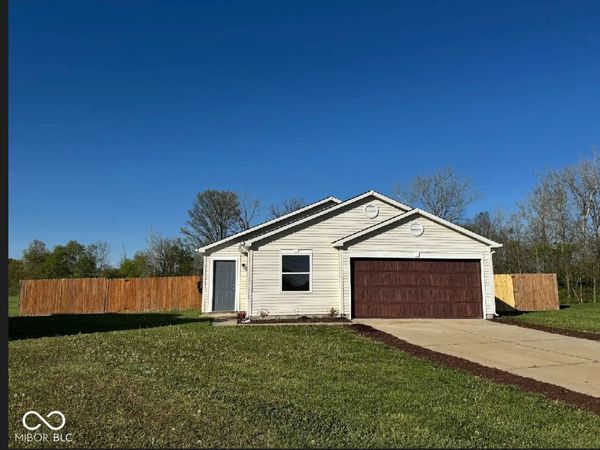 2024 Bailey Circle , Greenfield, IN 46140