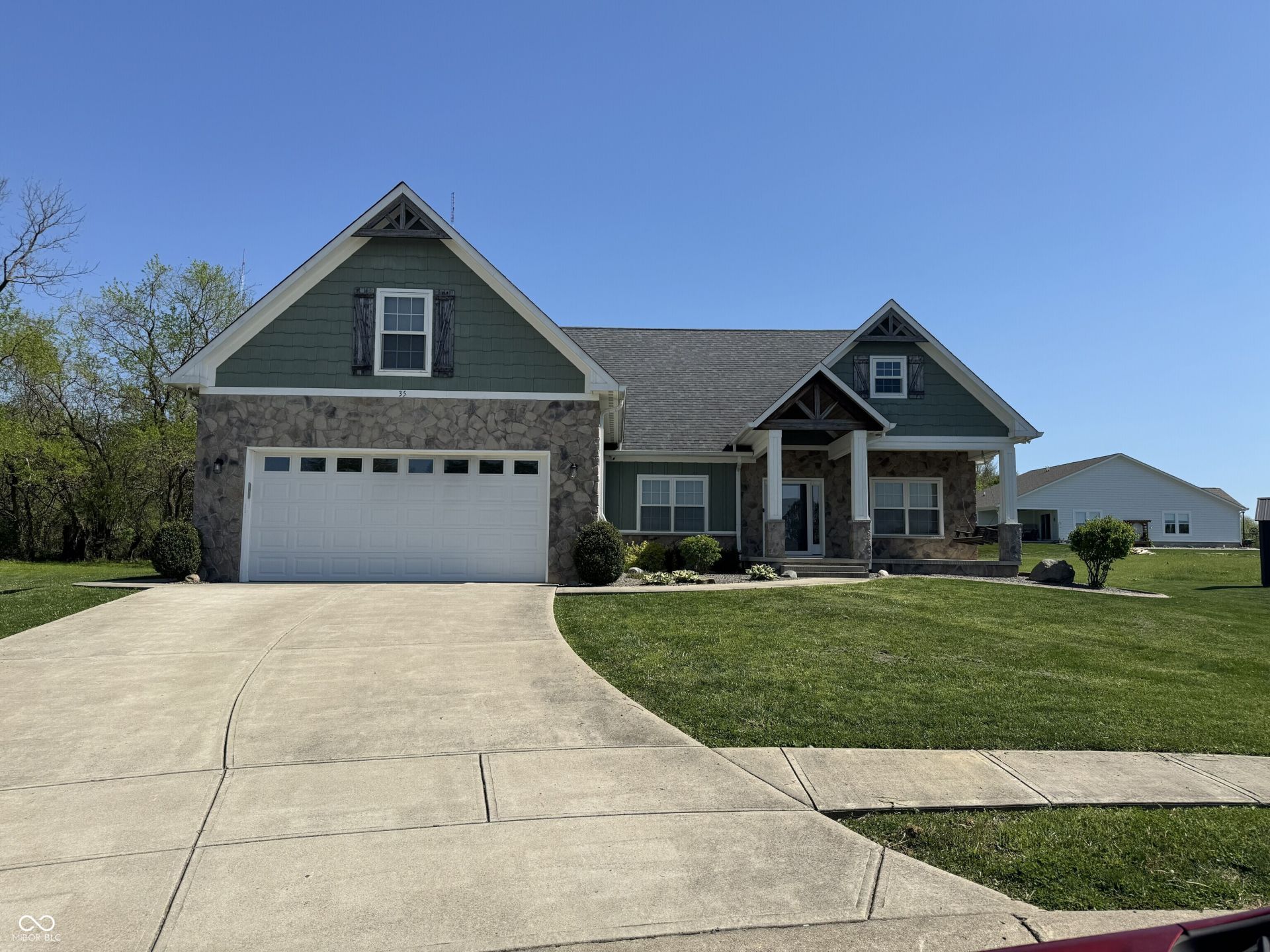 35 Downing Drive , Trafalgar, IN 46181 Main Photo