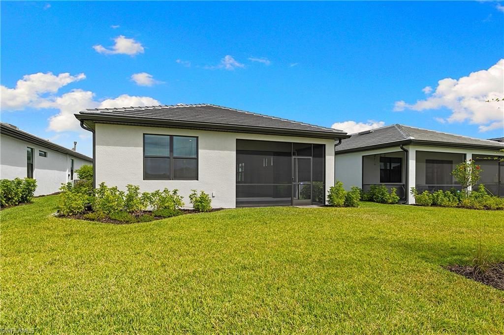 20593 Pebble Glen Dr, Estero, FL 33928 Photo