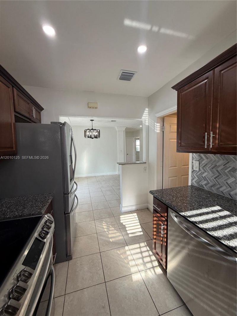 1619 Shenandoah St, Hollywood, FL 33020 Photo