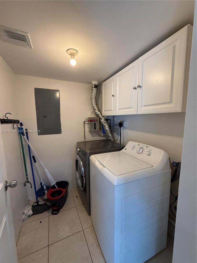 1619 Shenandoah St, Hollywood, FL 33020 Photo