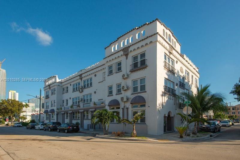 501 SW 6th Ct, Unit 322, Miami, FL 33130 Photo