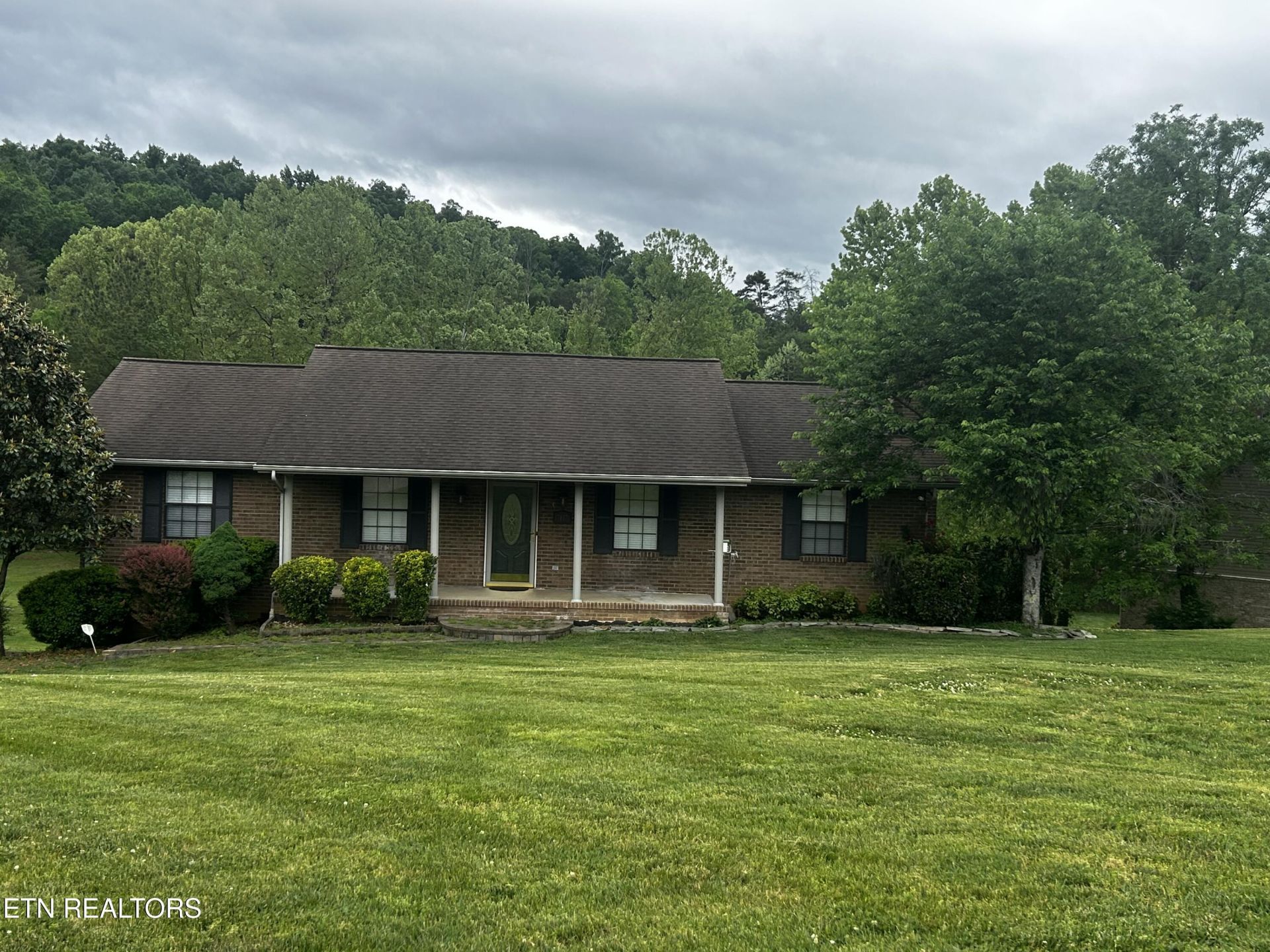 7817 Sagefield Drive, Knoxville, TN 37920 Main Photo
