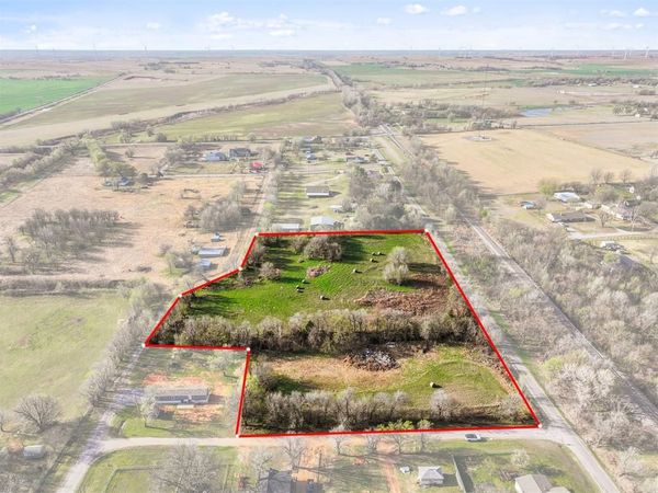 SE SE 2nd Street, Minco, OK 73059