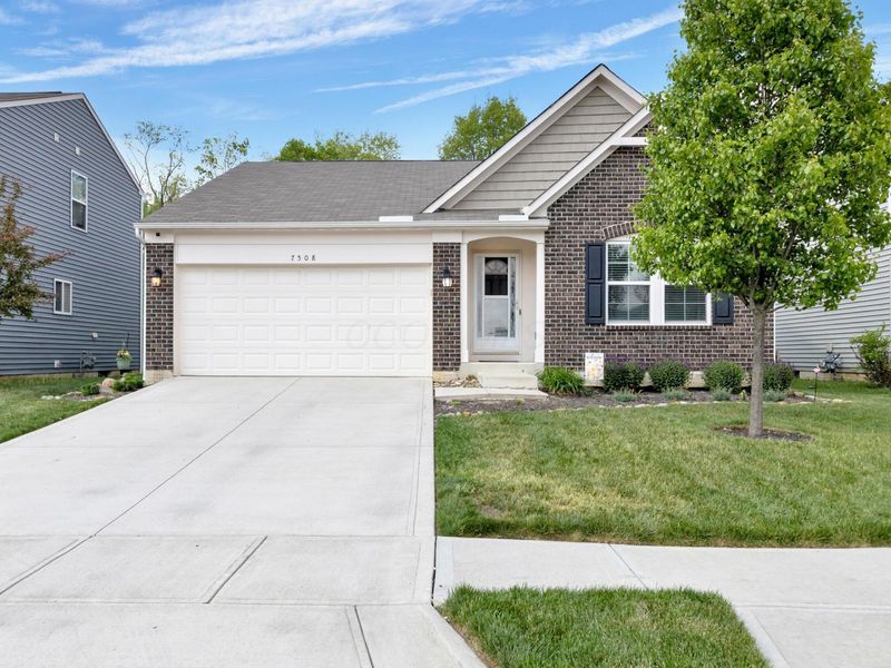 7508 Autumn Joy Avenue, Canal Winchester, OH 43110 Photo 2