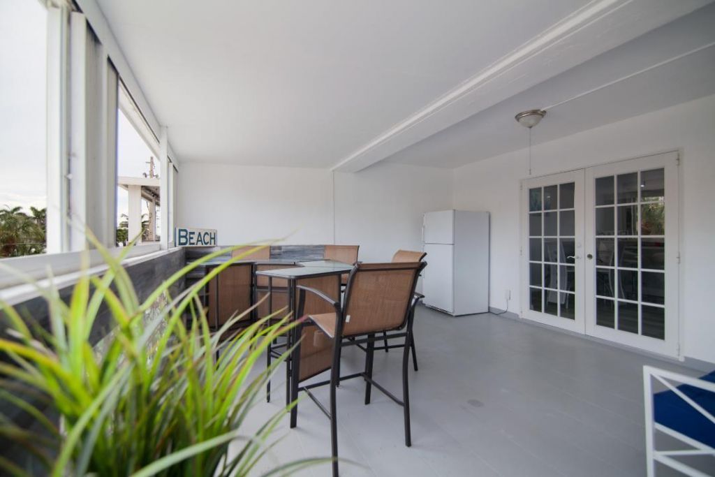 320 S Surf Road, Unit 205, Hollywood, FL 33019 Photo