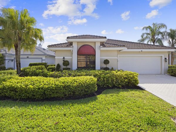 10256 Spyglass Way, Boca Raton, FL 33498
