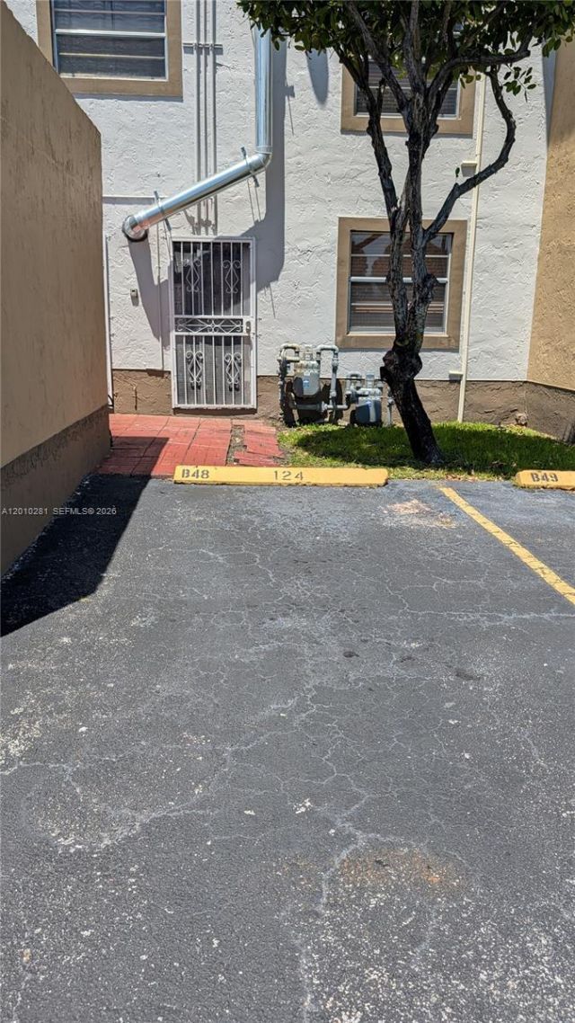 4655 Palm Ave , Unit 124, Hialeah, FL 33012 Photo