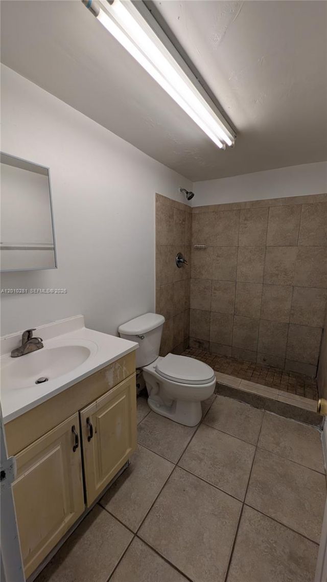 4655 Palm Ave , Unit 124, Hialeah, FL 33012 Photo