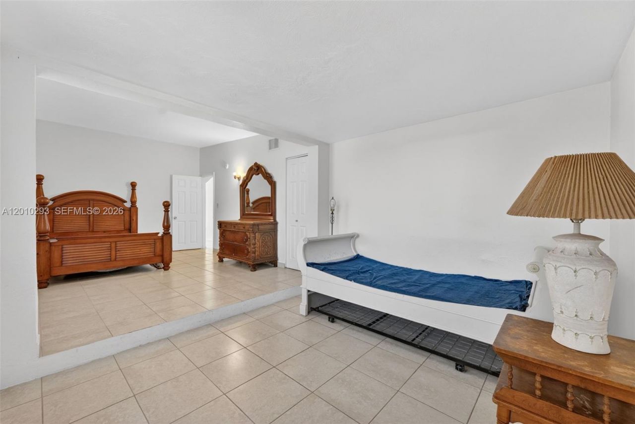 18300 SW 296th St , Homestead, FL 33030 Photo
