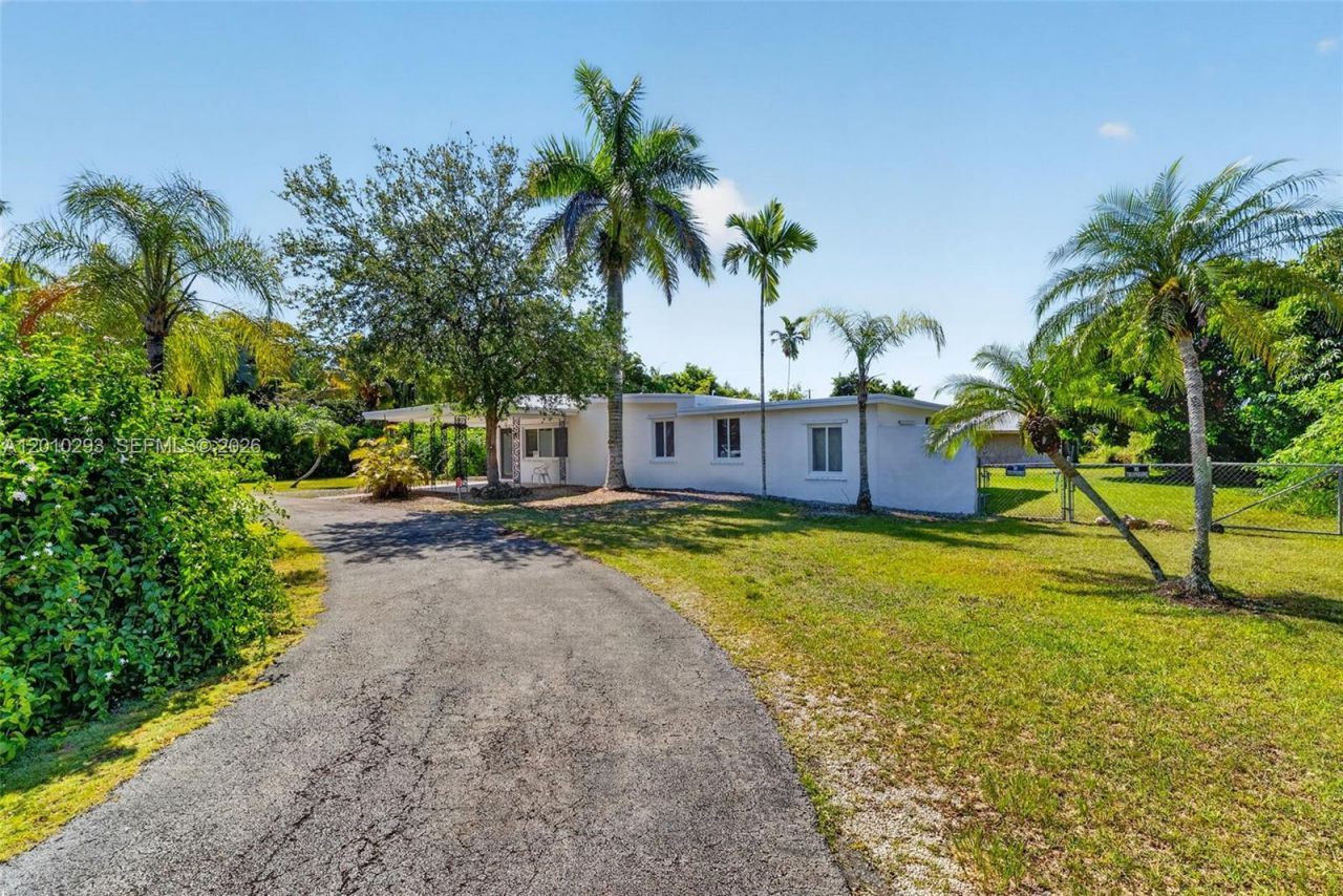 18300 SW 296th St , Homestead, FL 33030 Photo