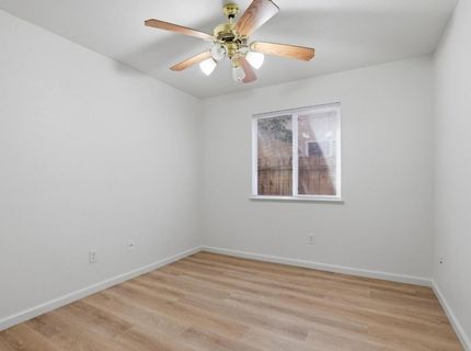 1061 Courtyard Dr, Yuba City, CA 95991 Photo