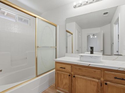 1061 Courtyard Dr, Yuba City, CA 95991 Photo