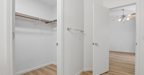 1061 Courtyard Dr, Yuba City, CA 95991 Photo