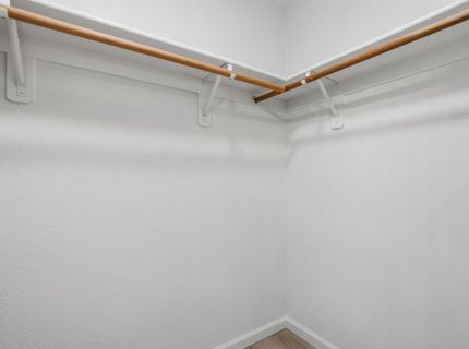 1061 Courtyard Dr, Yuba City, CA 95991 Photo