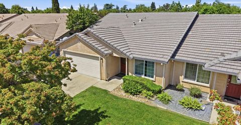 1061 Courtyard Dr, Yuba City, CA 95991 Photo