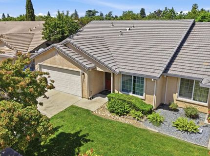 1061 Courtyard Dr, Yuba City, CA 95991 Photo