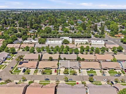 1061 Courtyard Dr, Yuba City, CA 95991 Photo