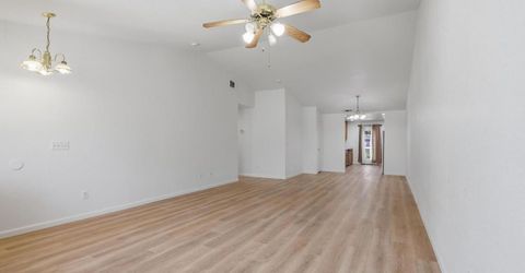 1061 Courtyard Dr, Yuba City, CA 95991 Photo