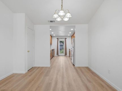 1061 Courtyard Dr, Yuba City, CA 95991 Photo