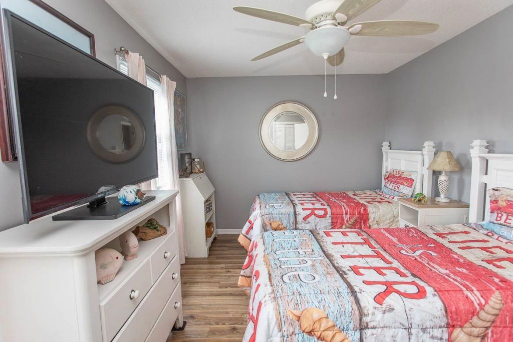 405 13th Ave. S Photo 23