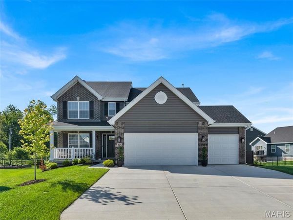 936 Little Fieldstone Court, Wentzville, MO 63385