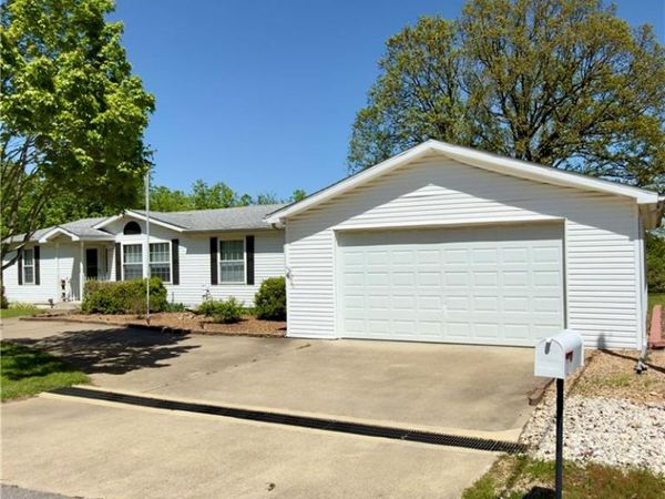 132 Markum Road, Gravois Mills, MO 65037