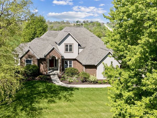 2250 W 21st Street N, Newton, IA 50208