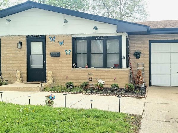 703 Sheldon Avenue , Aurora, IL 60506