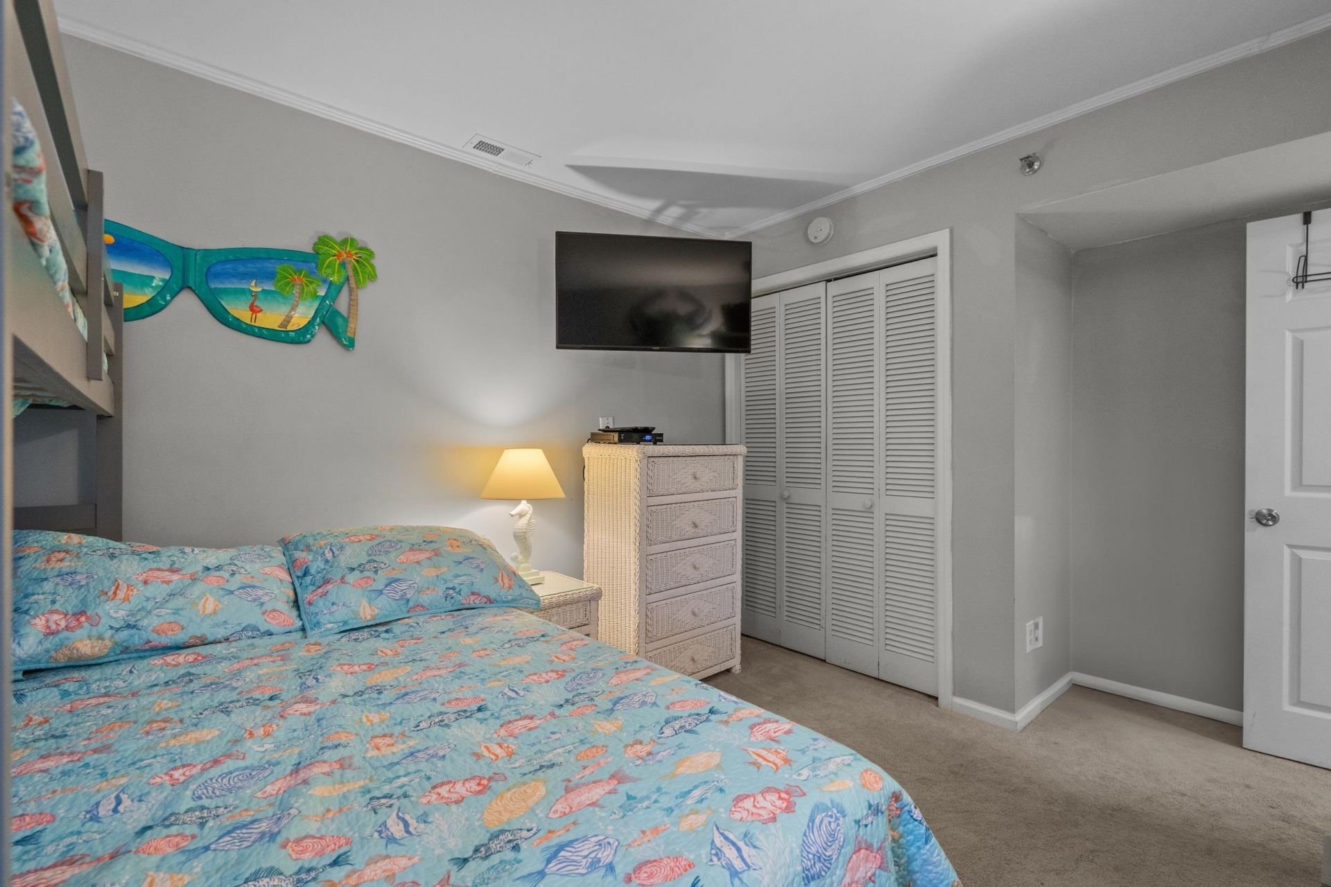4601 N Ocean Blvd. Photo 19