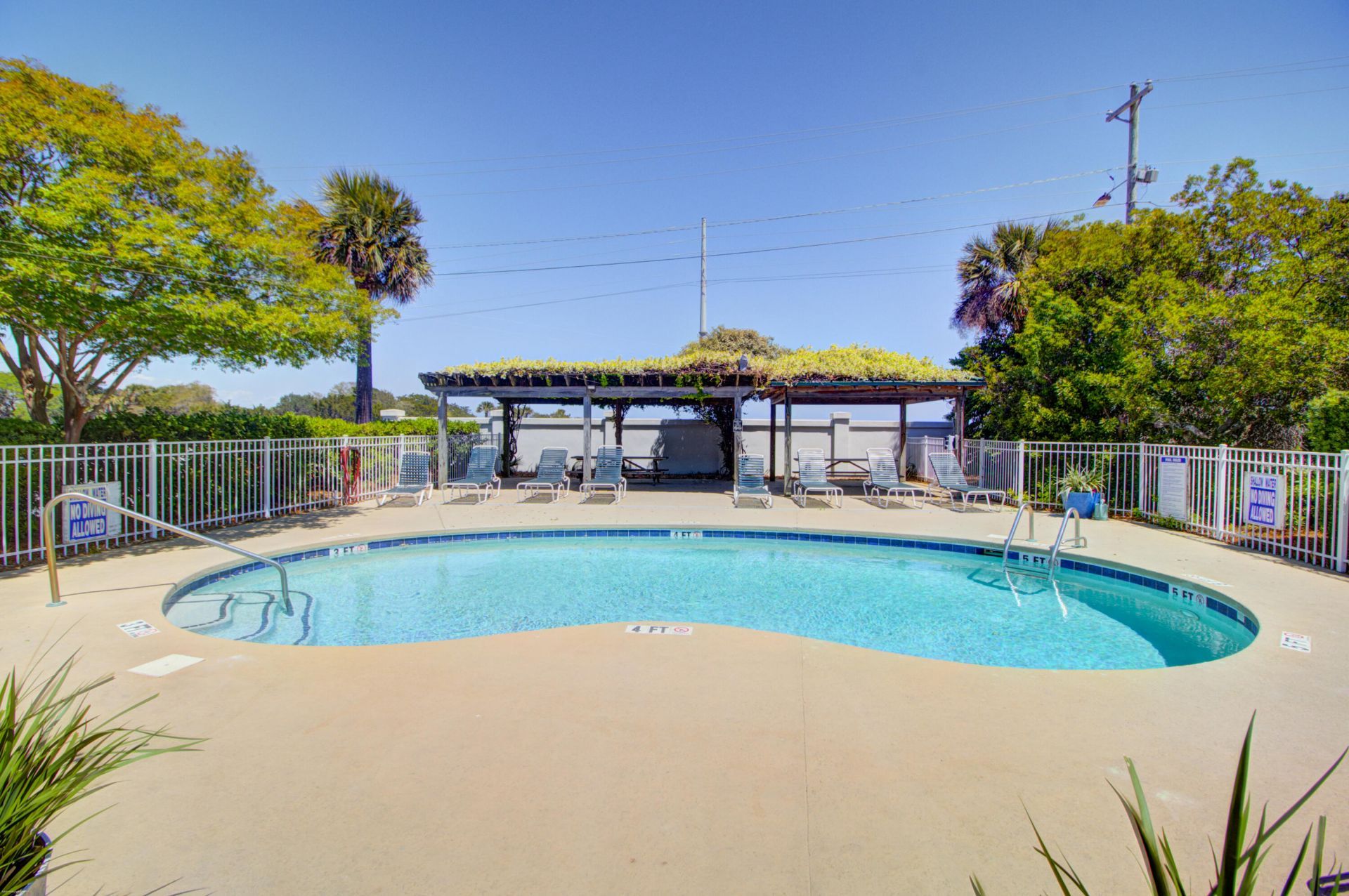 2393 Folly Road Photo 32