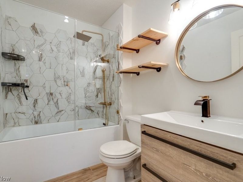 3506 Bosworth Road, Cleveland, OH 44111 Photo 10