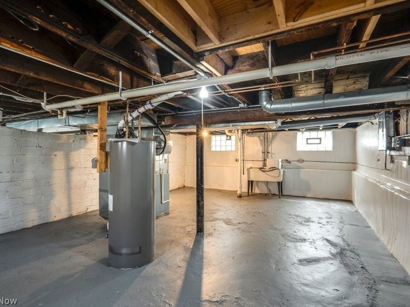 3506 Bosworth Road, Cleveland, OH 44111 Photo 21