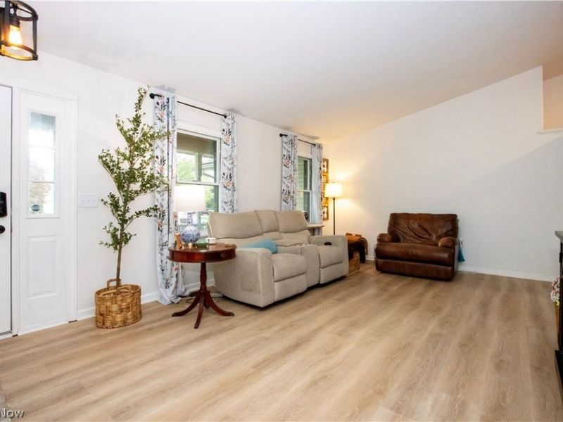 2585 Greenbriar Lane, Wooster, OH 44691 Photo 3