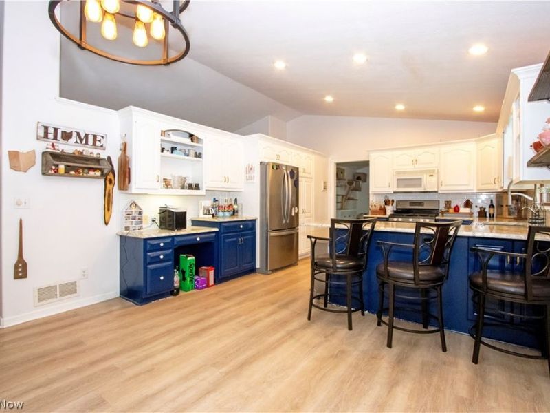 2585 Greenbriar Lane, Wooster, OH 44691 Photo 8