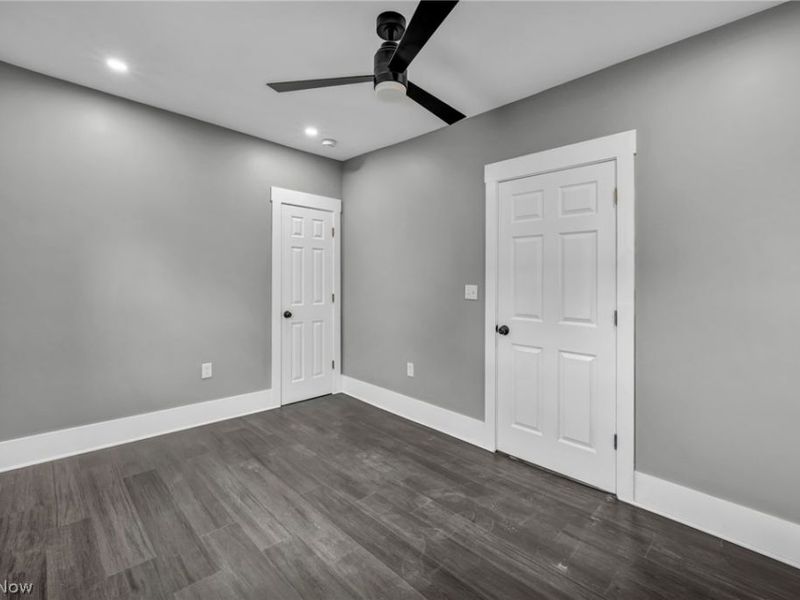 10905 Grandview Avenue, Cleveland, OH 44104 Photo 31