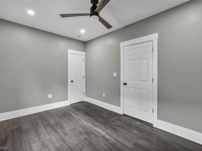 10905 Grandview Avenue, Cleveland, OH 44104 Photo 33
