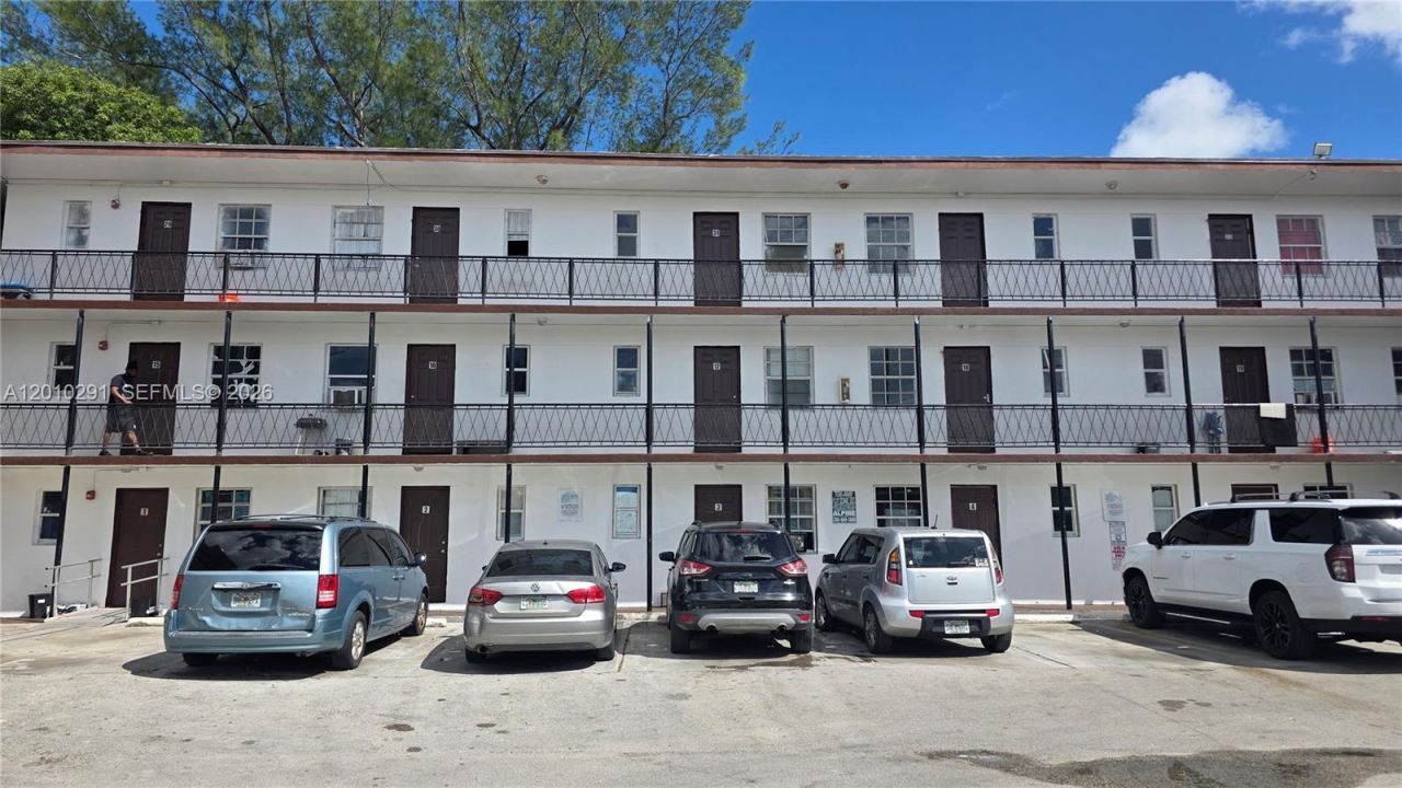 7001 NW 15th Ave, Unit 23, Miami, FL 33147 Photo