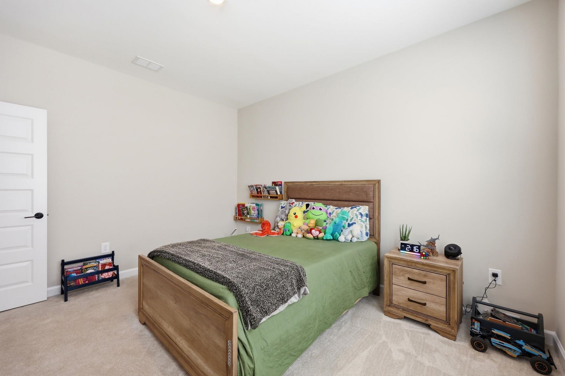 362 Starlit Way  Photo 35