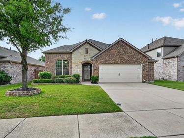 640 Ricochet Drive, Fort Worth, TX 76131