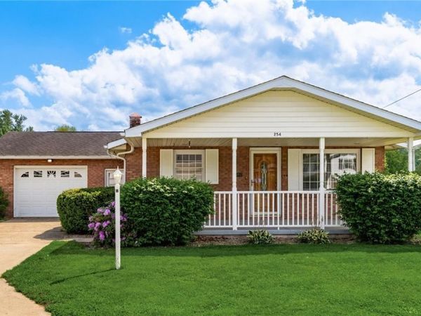 254 Sycamore Street , Duncan Falls, OH 43734