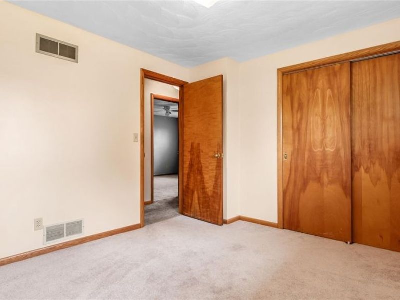 254 Sycamore Street, Duncan Falls, OH 43734 Photo 18