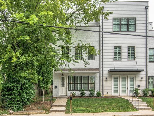 418 Douglas Ave , Nashville, TN 37207