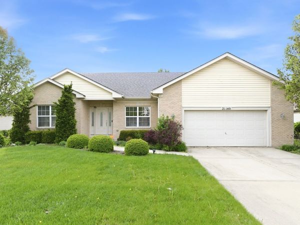 21140 Coventry Circle , Shorewood, IL 60404