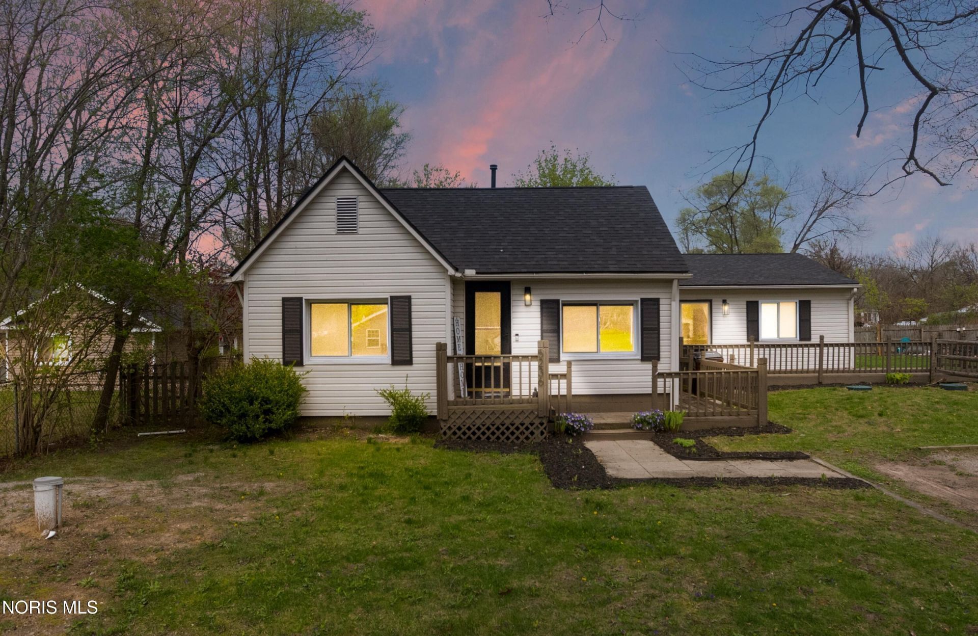 5236 Calvin Avenue, Sylvania, OH 43560 Main Photo