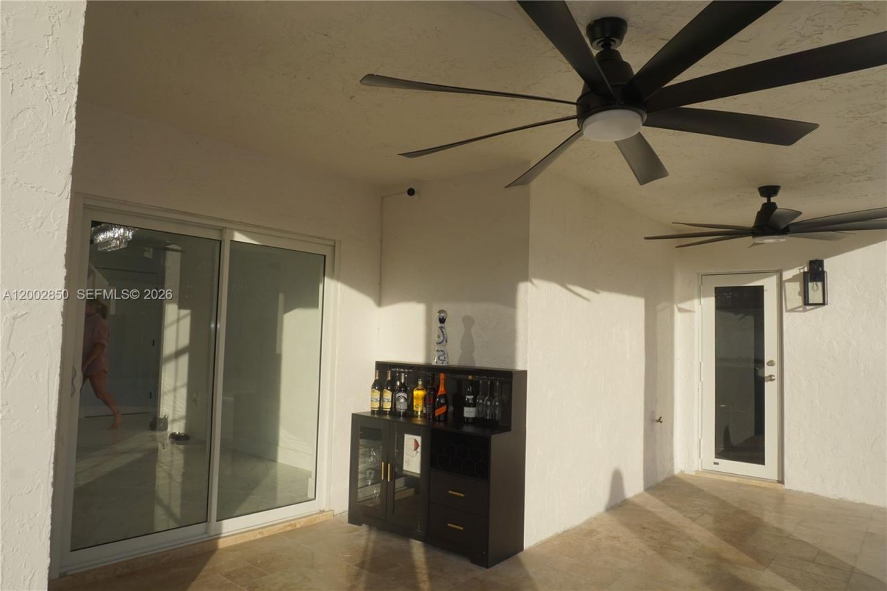 15614 SW 110th Ter , Miami, FL 33196 Photo